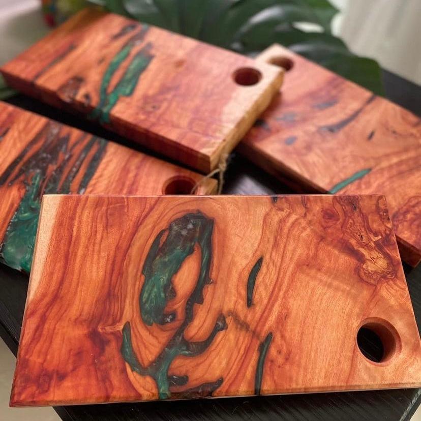 Tablas en Cabirma y Resina